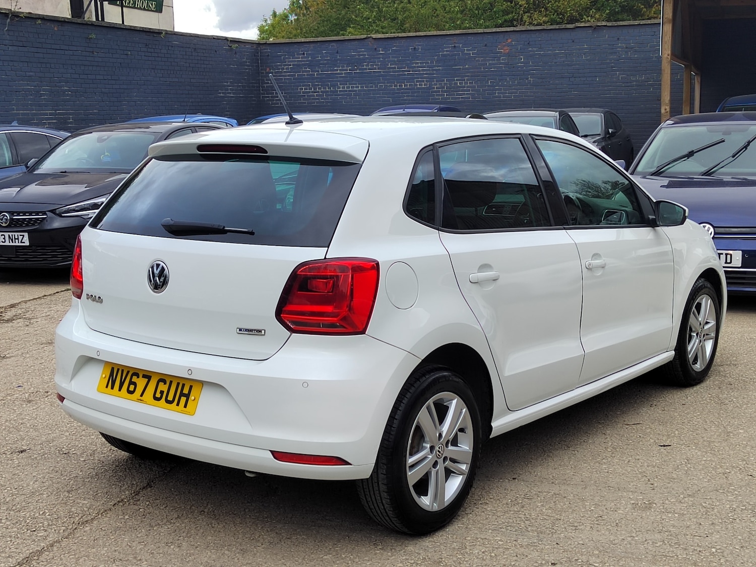 Used Volkswagen Polo 2017 for sale - 76194386: Photo 3
