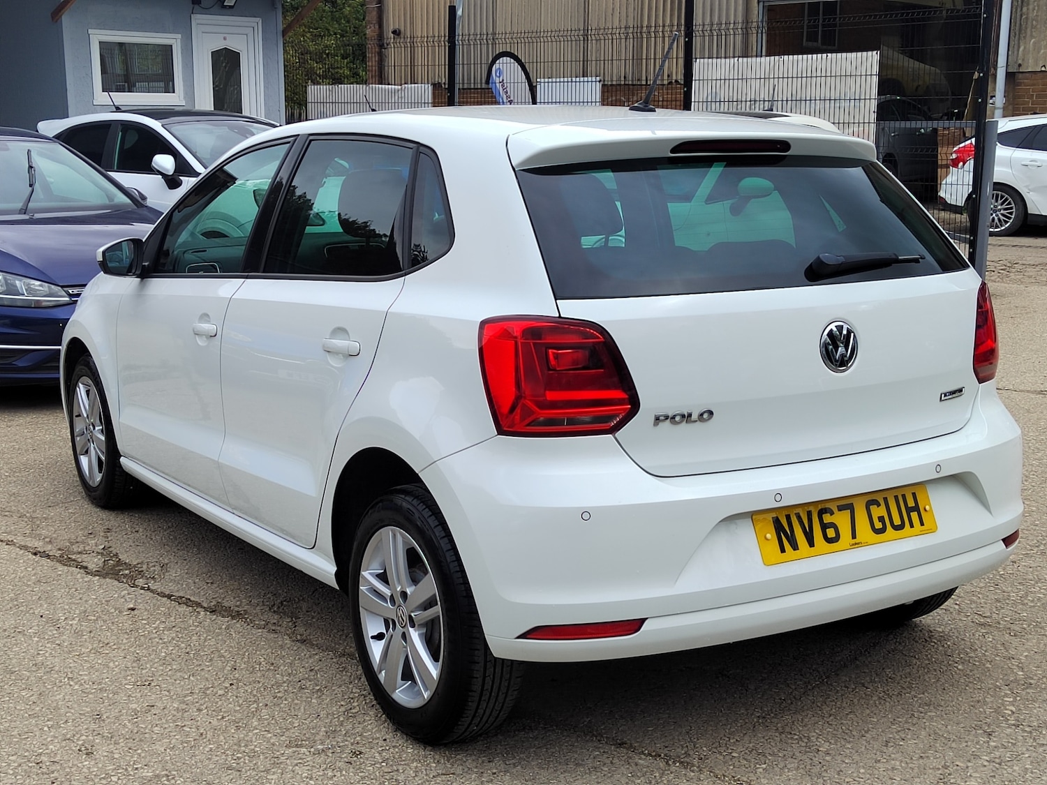 Used Volkswagen Polo 2017 for sale - 76194386: Photo 4
