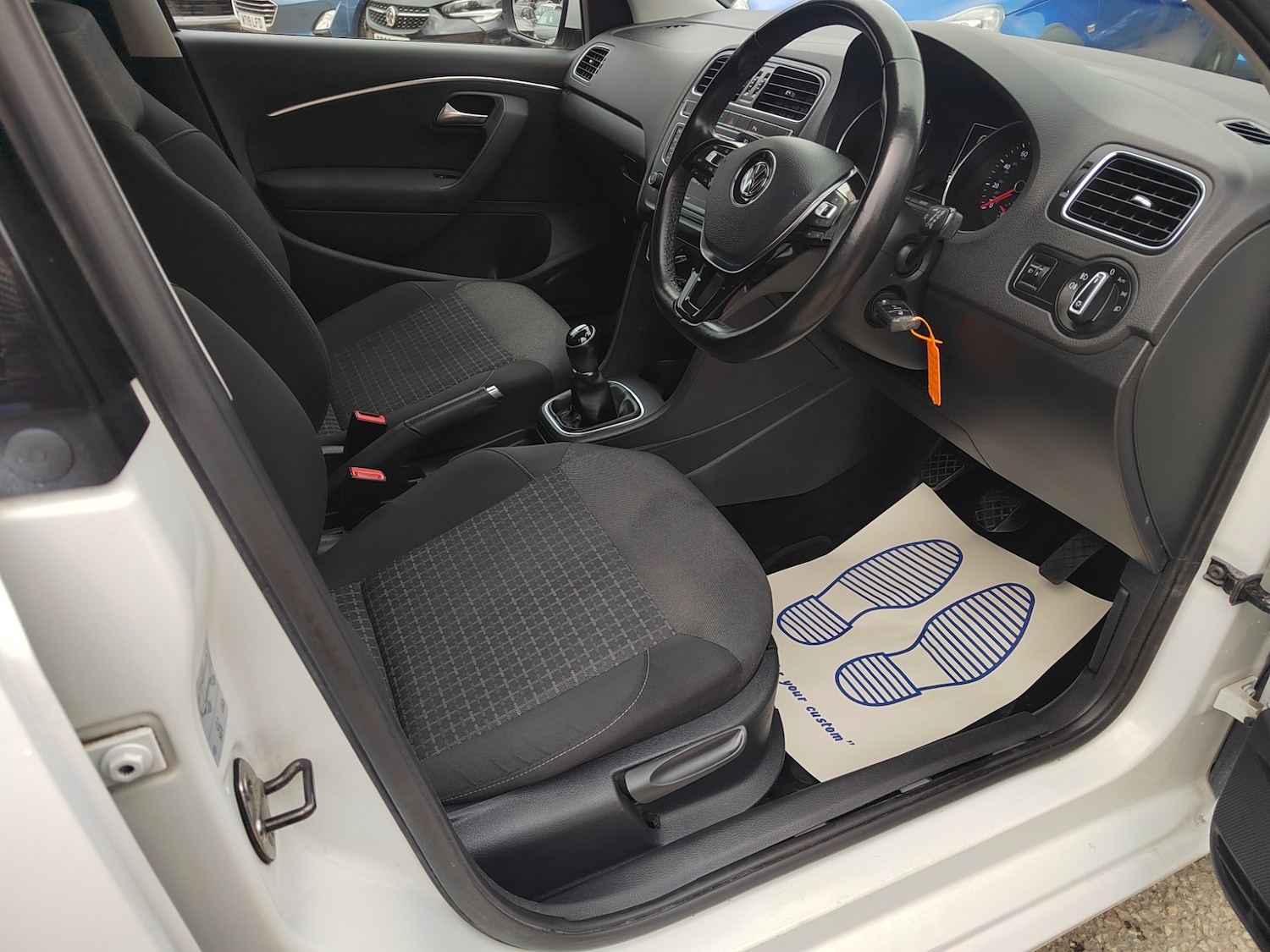 Used Volkswagen Polo 2017 for sale - 76194386: Photo 9