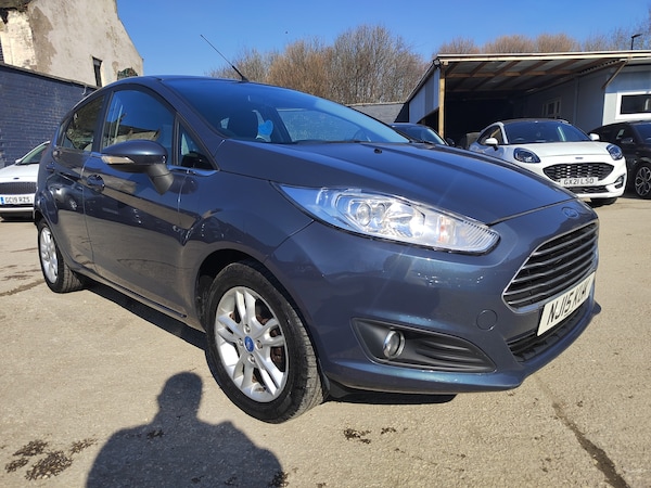 Used Ford Fiesta 2015 for sale - 74072575: Photo 2