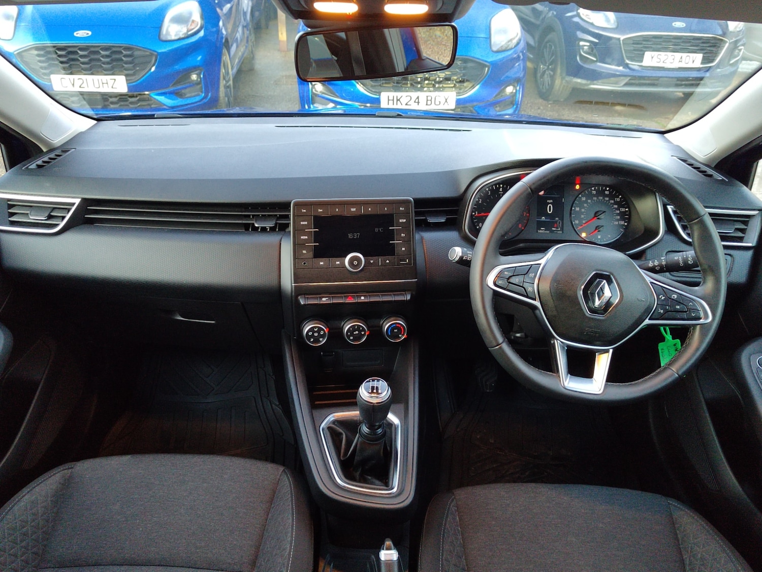 Used Renault Clio 2020 for sale - 76922007: Photo 10