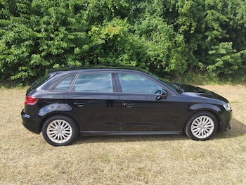 Used Audi A3 2015 for sale - 79031874: Photo