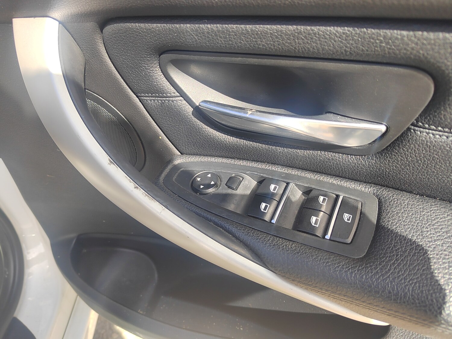 Used BMW 3 Series 2017 for sale - 78224468: Photo 28