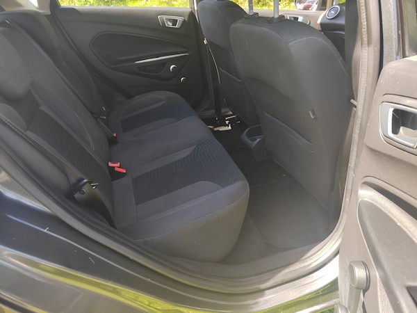 Used Ford Fiesta 2015 for sale - 71673079: Photo 13