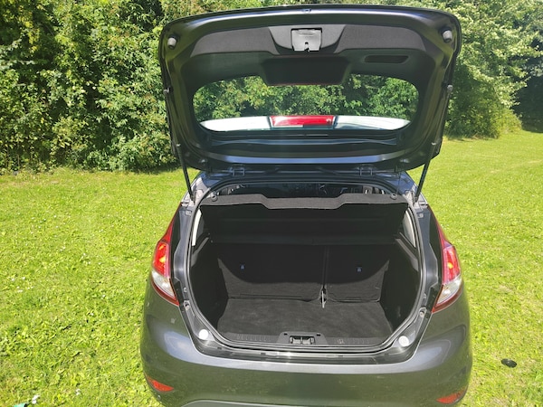 Used Ford Fiesta 2015 for sale - 71673079: Photo 24
