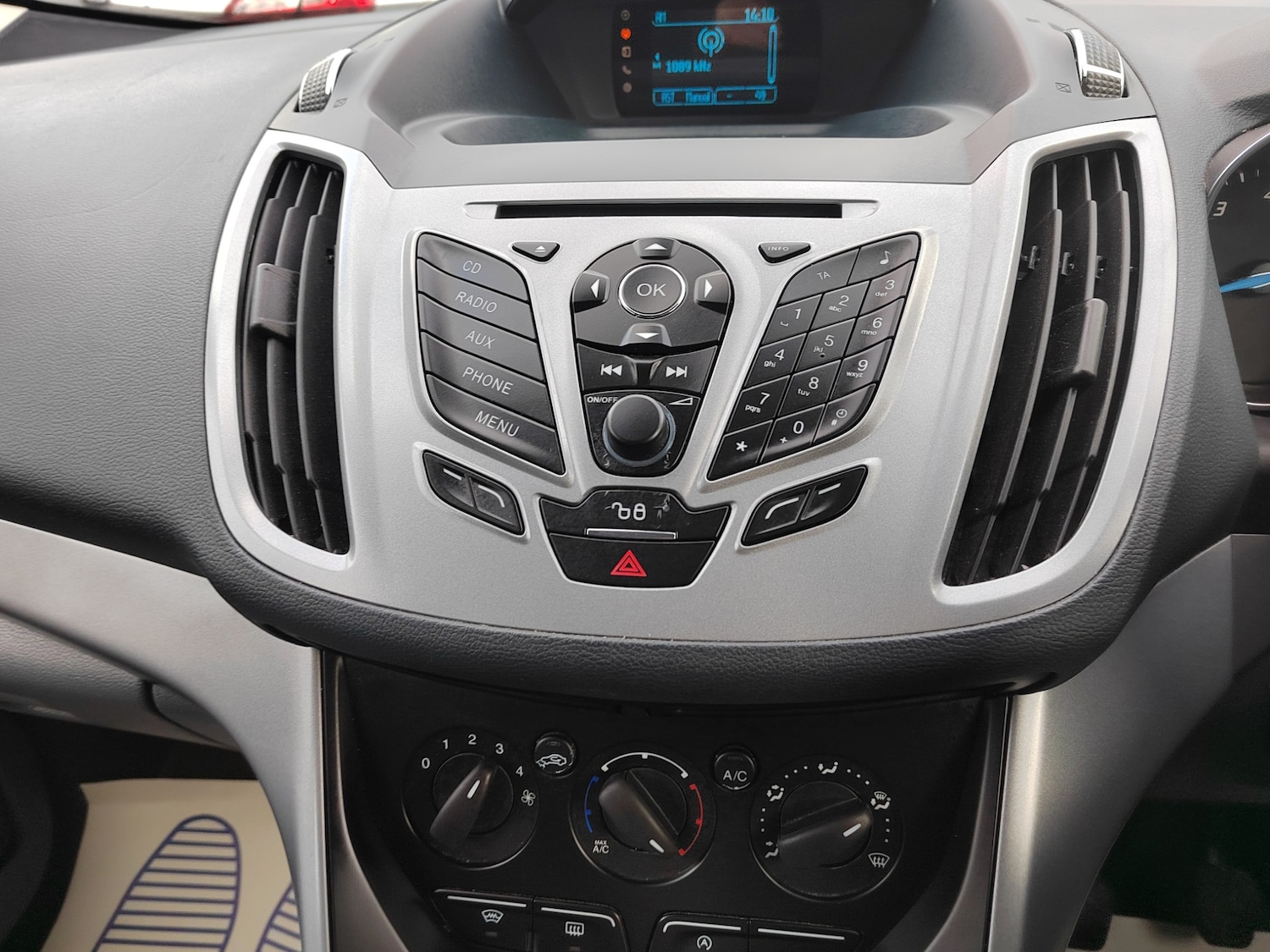 Used Ford C-Max 2014 for sale - 77640508: Photo 17