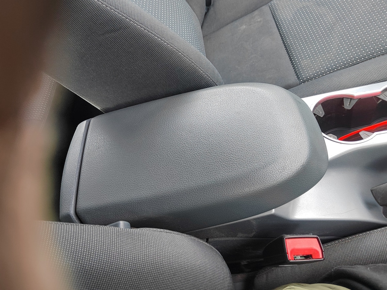 Used Ford C-Max 2014 for sale - 77640508: Photo 25