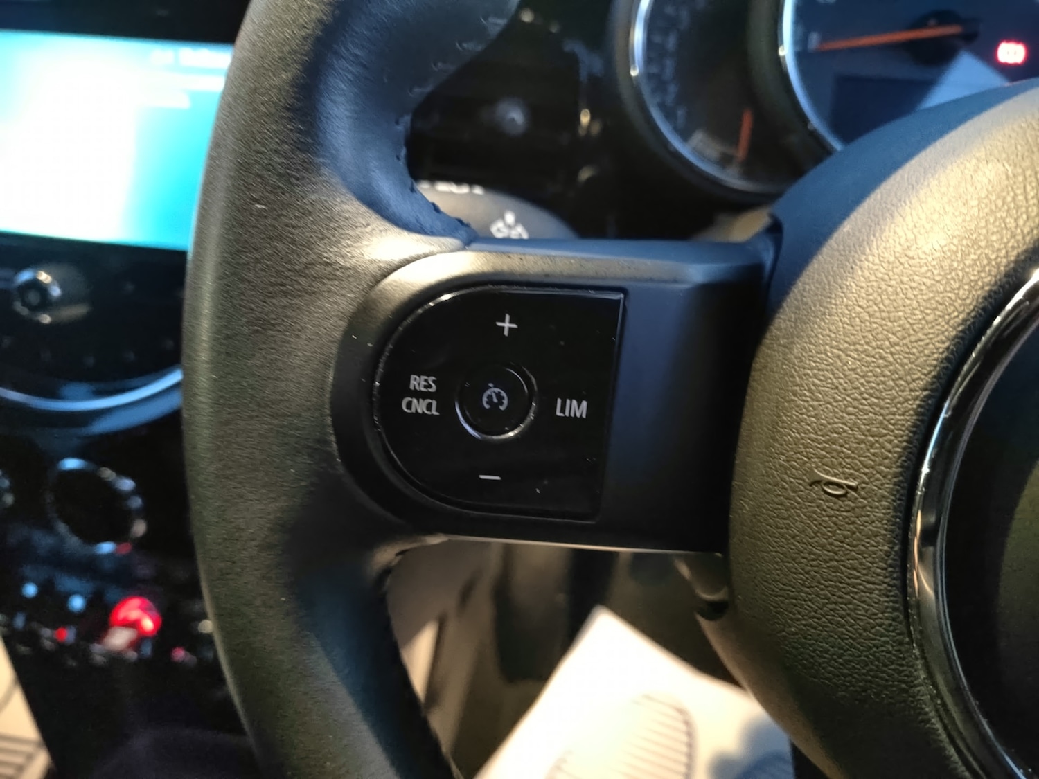 Used MINI Hatch 2022 for sale - 76908152: Photo 21