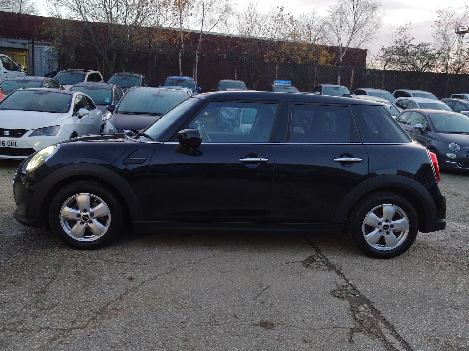 Used MINI Hatch 2022 for sale - 76908152: Photo 6