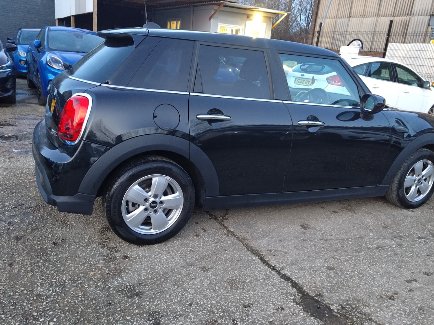 Used MINI Hatch 2022 for sale - 76908152: Photo 8
