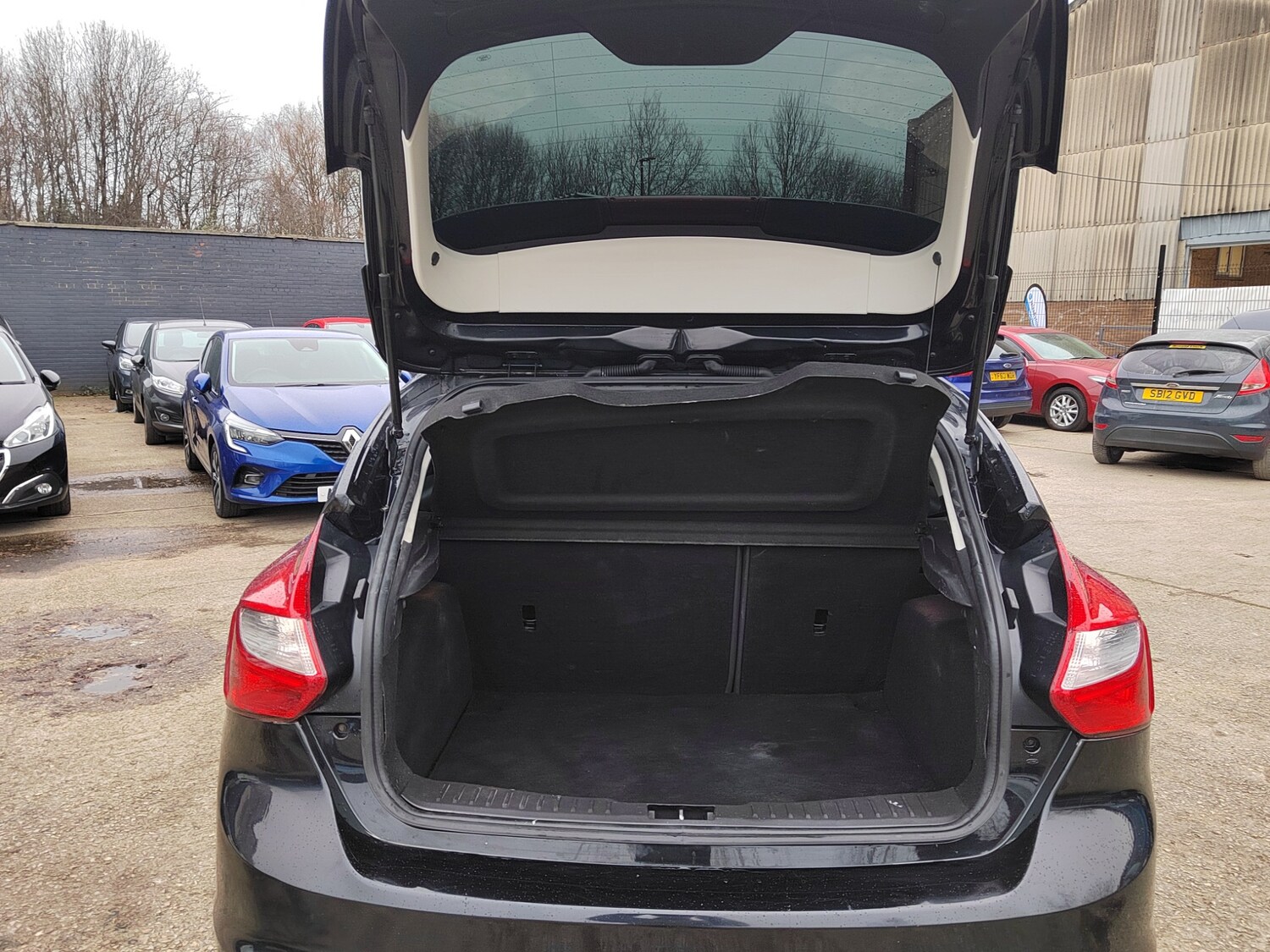 Used Ford Focus 2012 for sale - 77530541: Photo 22