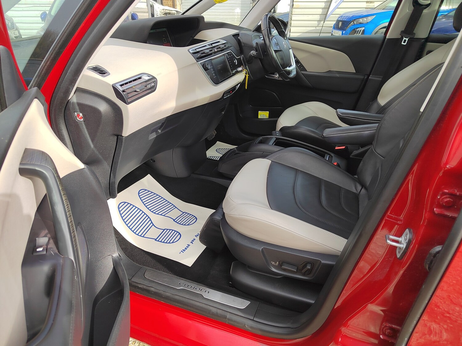 Used Citroen Grand C4 Picasso 2018 for sale - 78014391: Photo 11