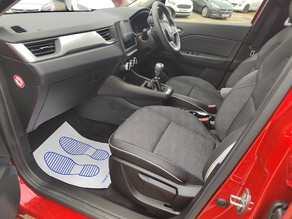Used Renault Captur 2024 for sale - 74832492: Photo 11