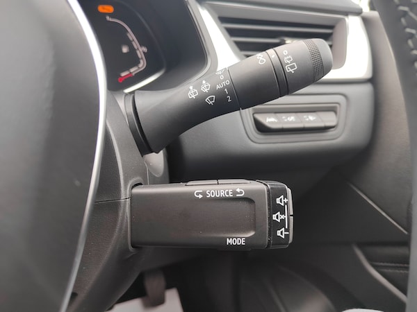 Used Renault Captur 2024 for sale - 74832492: Photo 15