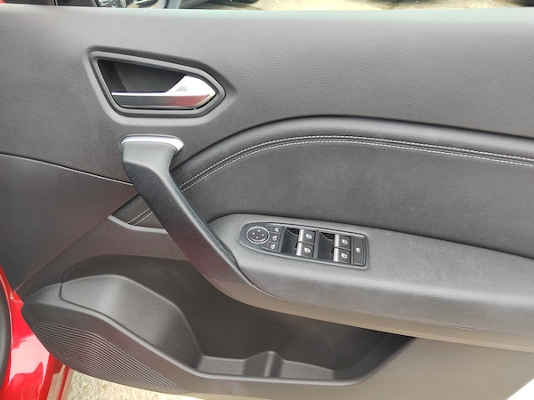 Used Renault Captur 2024 for sale - 74832492: Photo 28