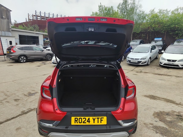 Used Renault Captur 2024 for sale - 74832492: Photo 32