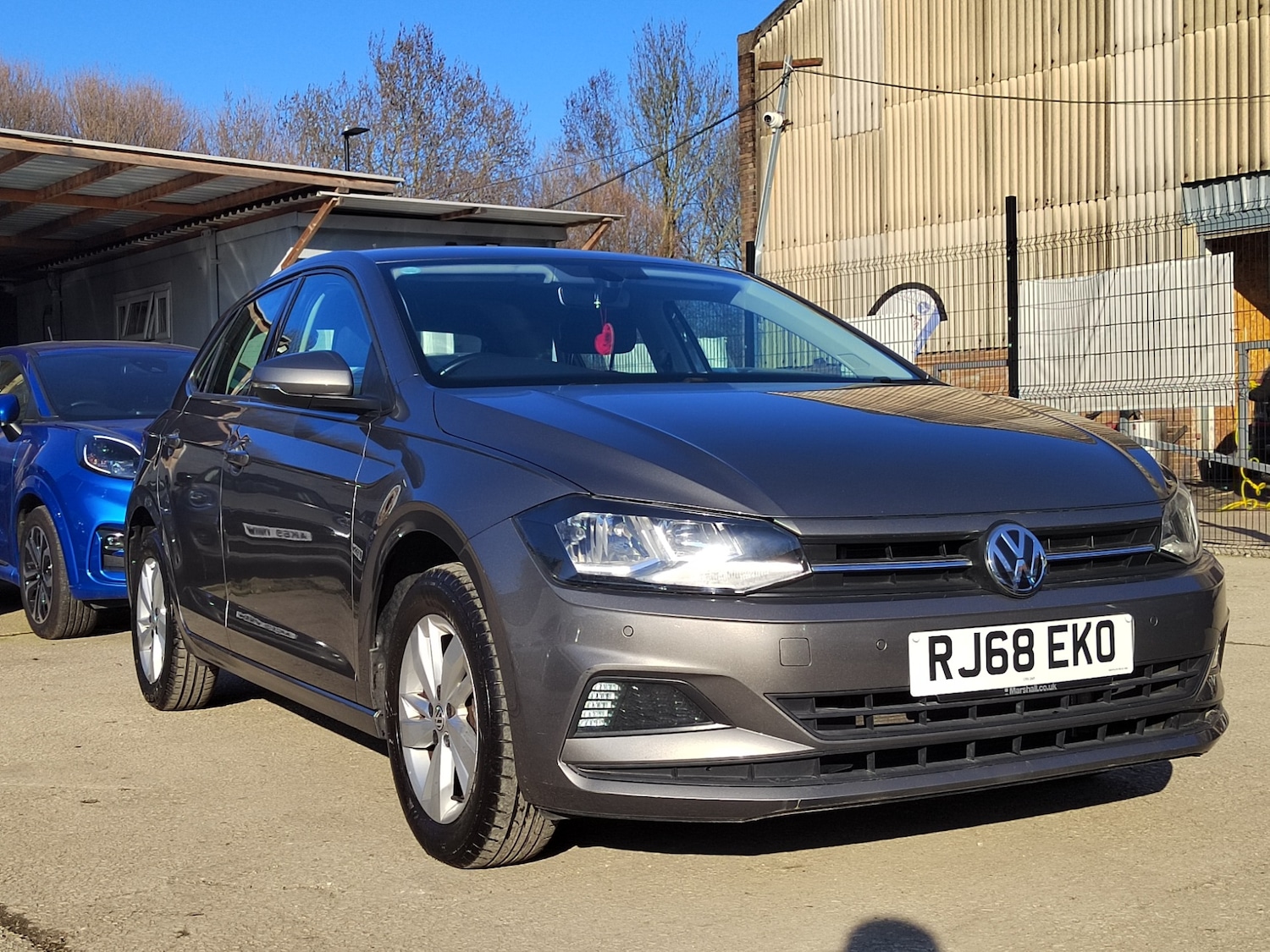Used Volkswagen Polo 2018 for sale - 77745935: Photo 2