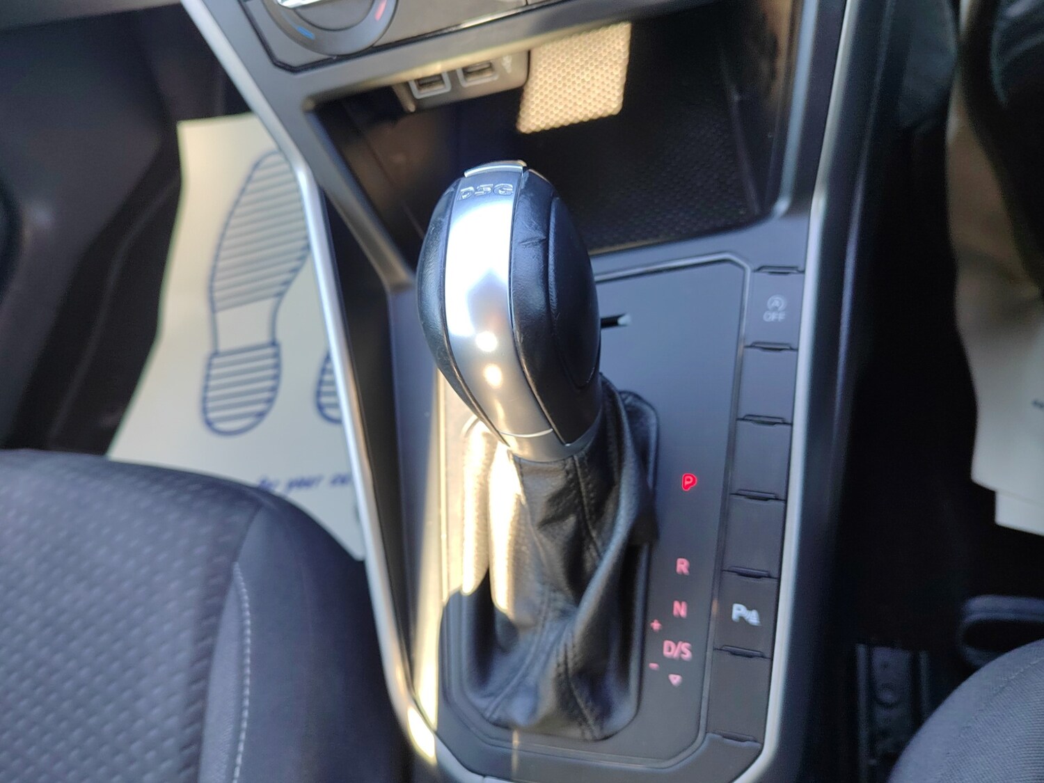 Used Volkswagen Polo 2018 for sale - 77745935: Photo 24