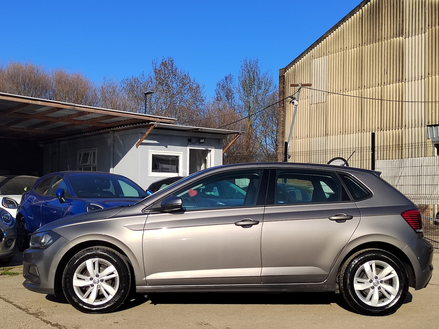 Used Volkswagen Polo 2018 for sale - 77745935: Photo 6