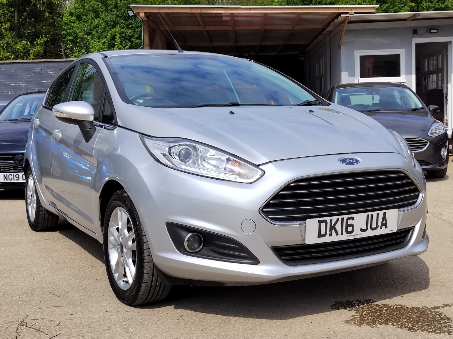 Used Ford Fiesta 2016 for sale - 77530399: Photo 2