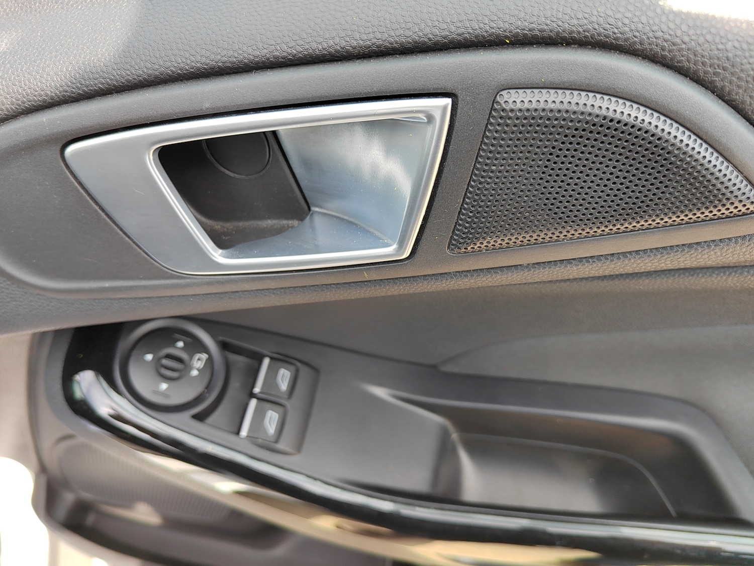 Used Ford Fiesta 2016 for sale - 77530399: Photo 21