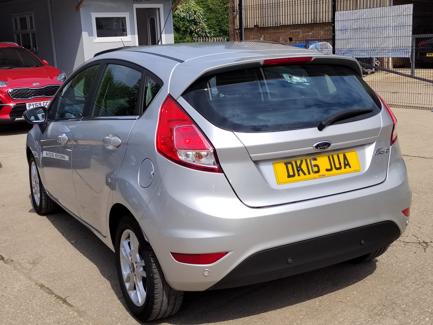 Used Ford Fiesta 2016 for sale - 77530399: Photo 4