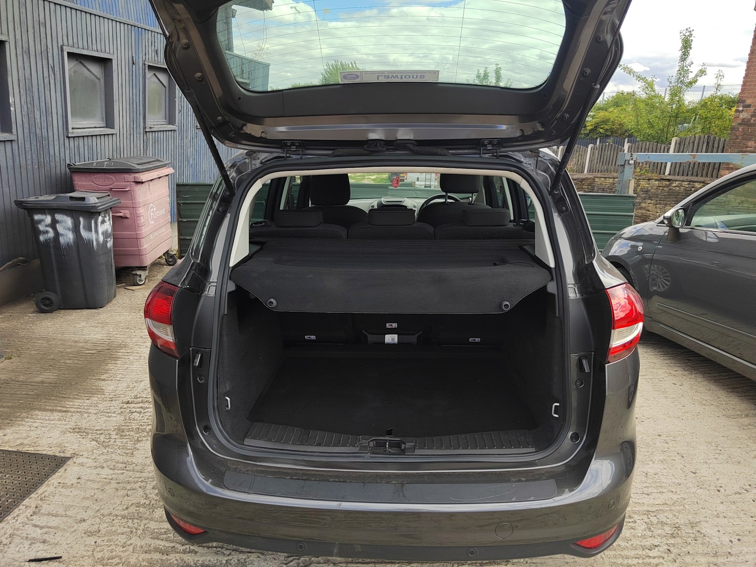 Vehicle 25