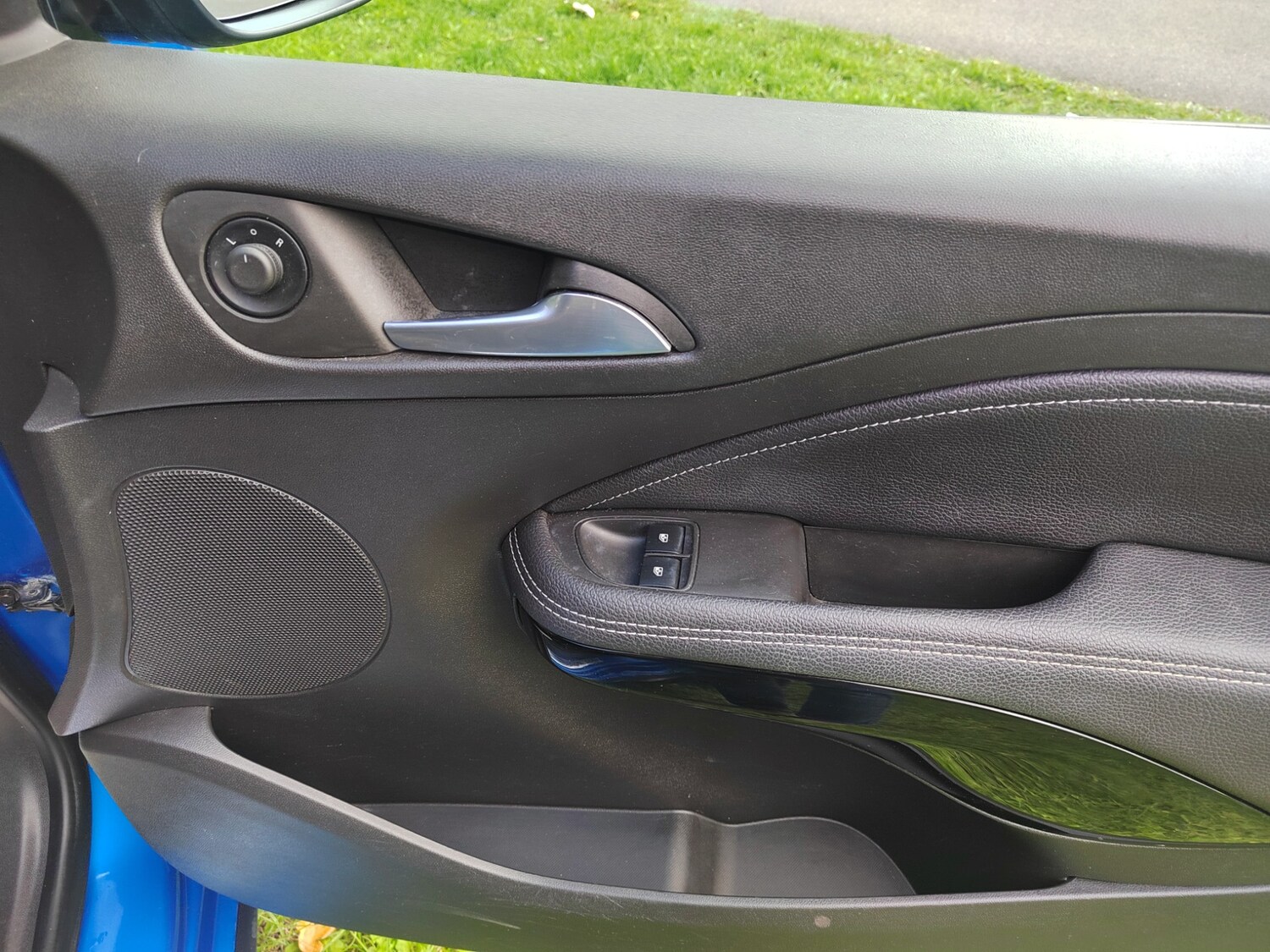 Used Vauxhall ADAM 2015 for sale - 76065349: Photo 24