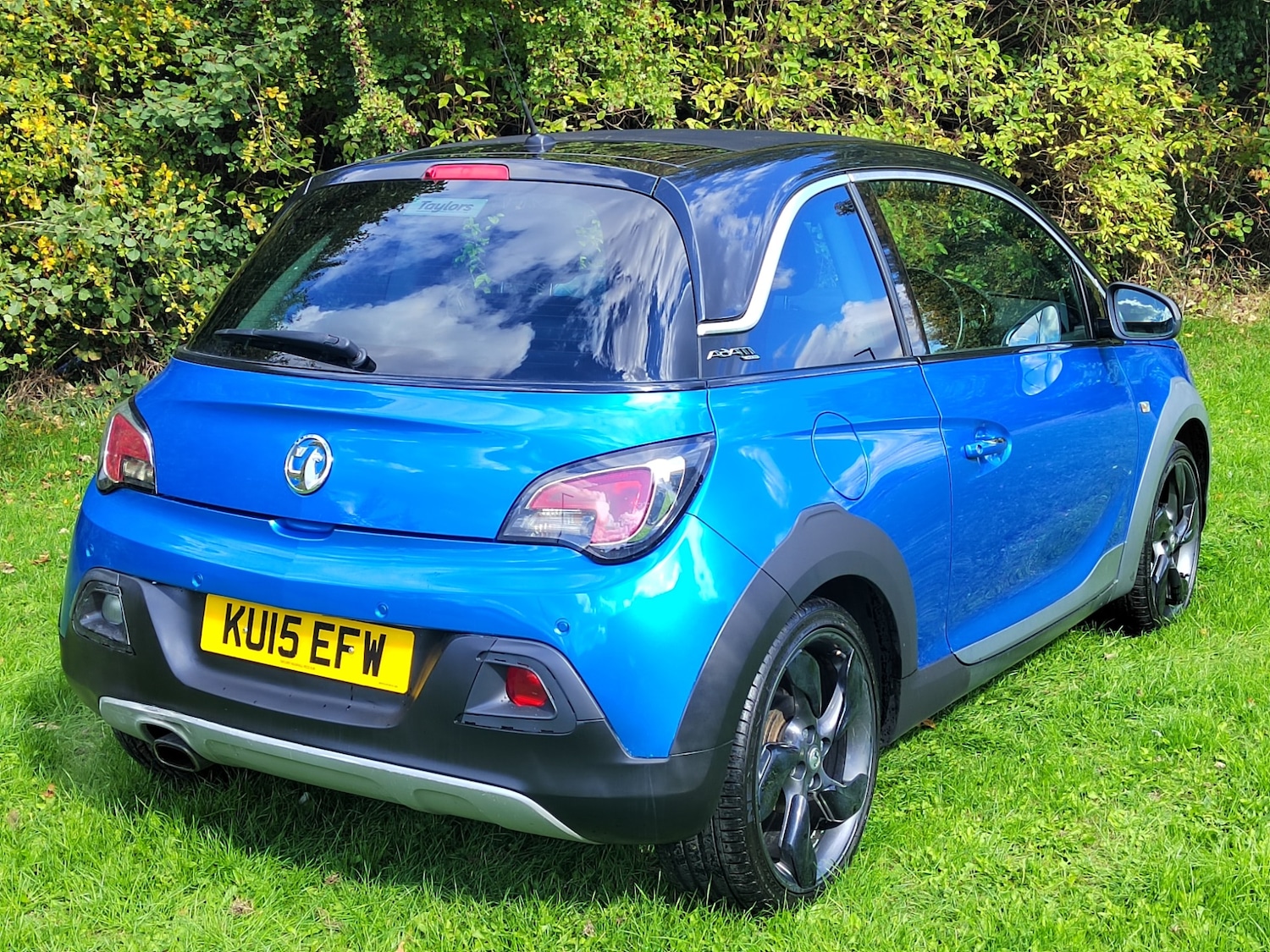 Used Vauxhall ADAM 2015 for sale - 76065349: Photo 3