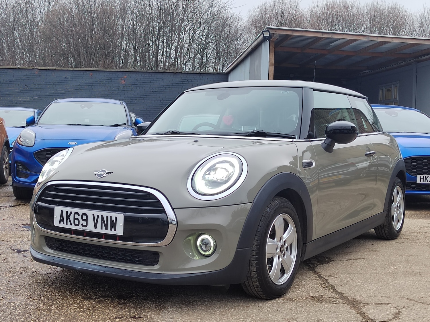 Used MINI Hatch 2020 for sale - 77418638: Photo 2