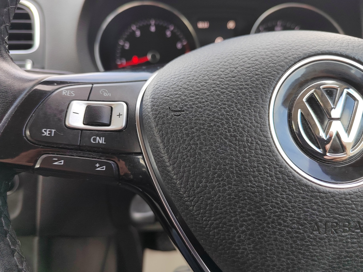 Used Volkswagen Polo 2016 for sale - 76392546: Photo 15