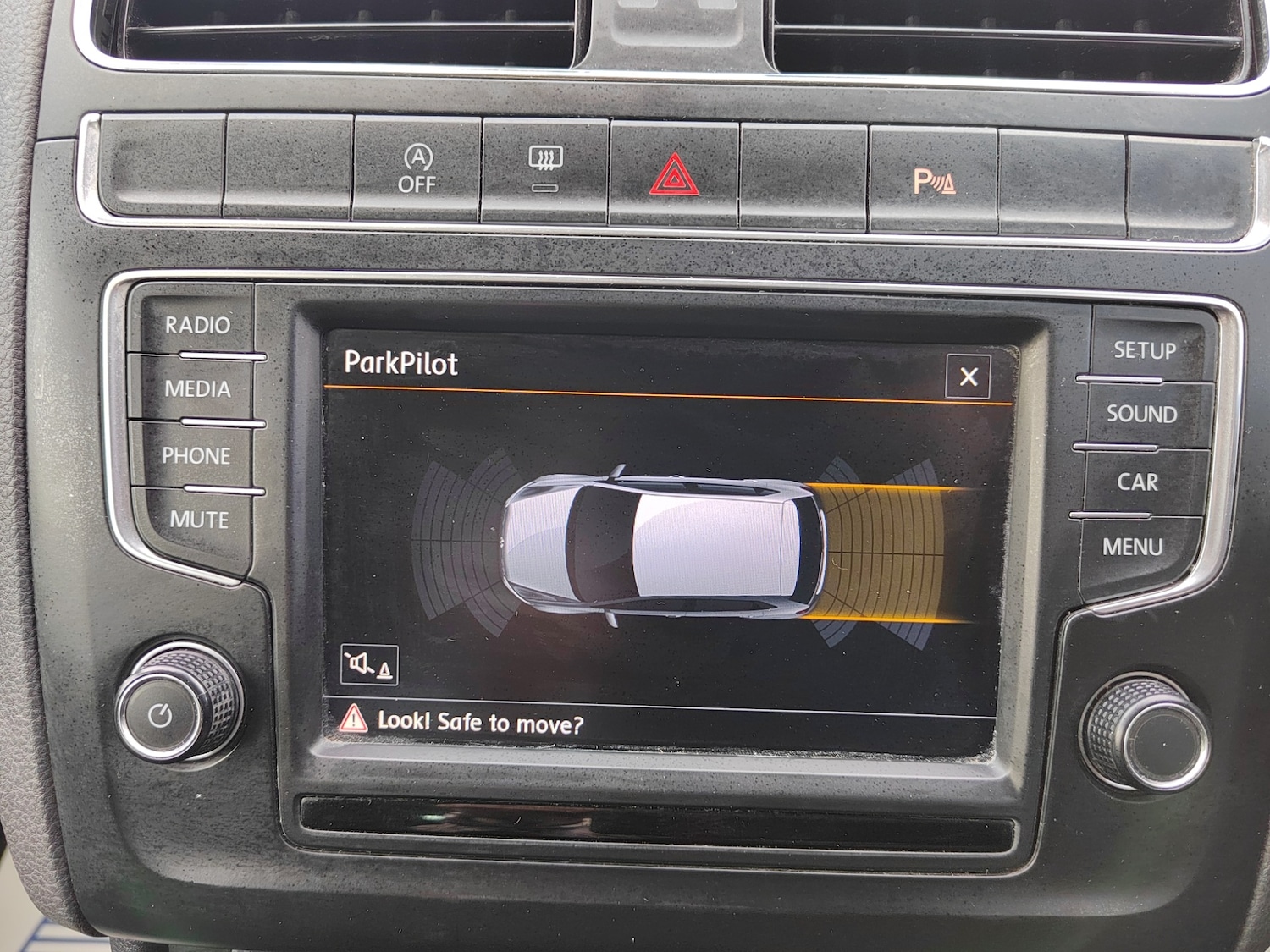 Used Volkswagen Polo 2016 for sale - 76392546: Photo 17