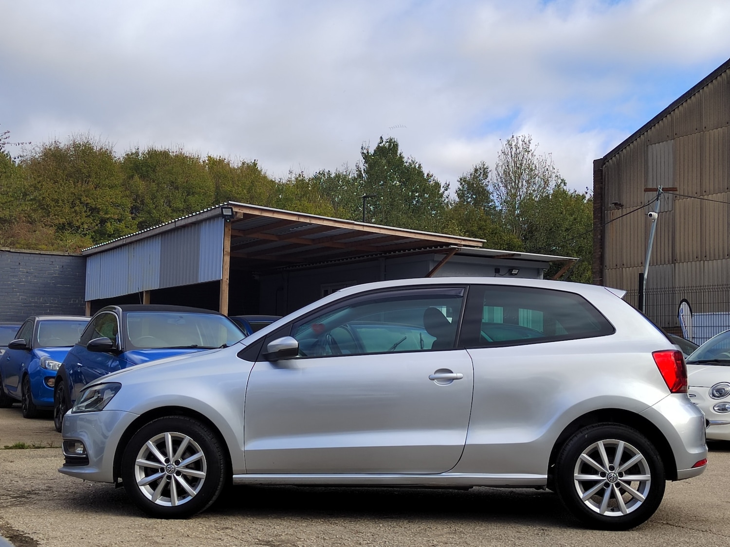 Used Volkswagen Polo 2016 for sale - 76392546: Photo 35