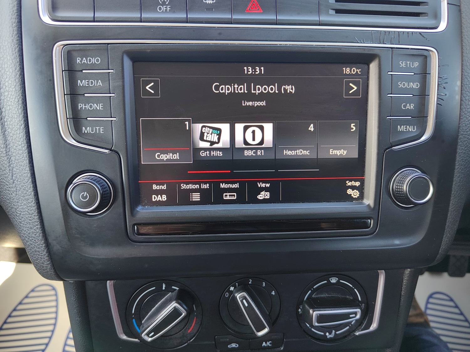 Used Volkswagen Polo 2015 for sale - 76182112: Photo 18