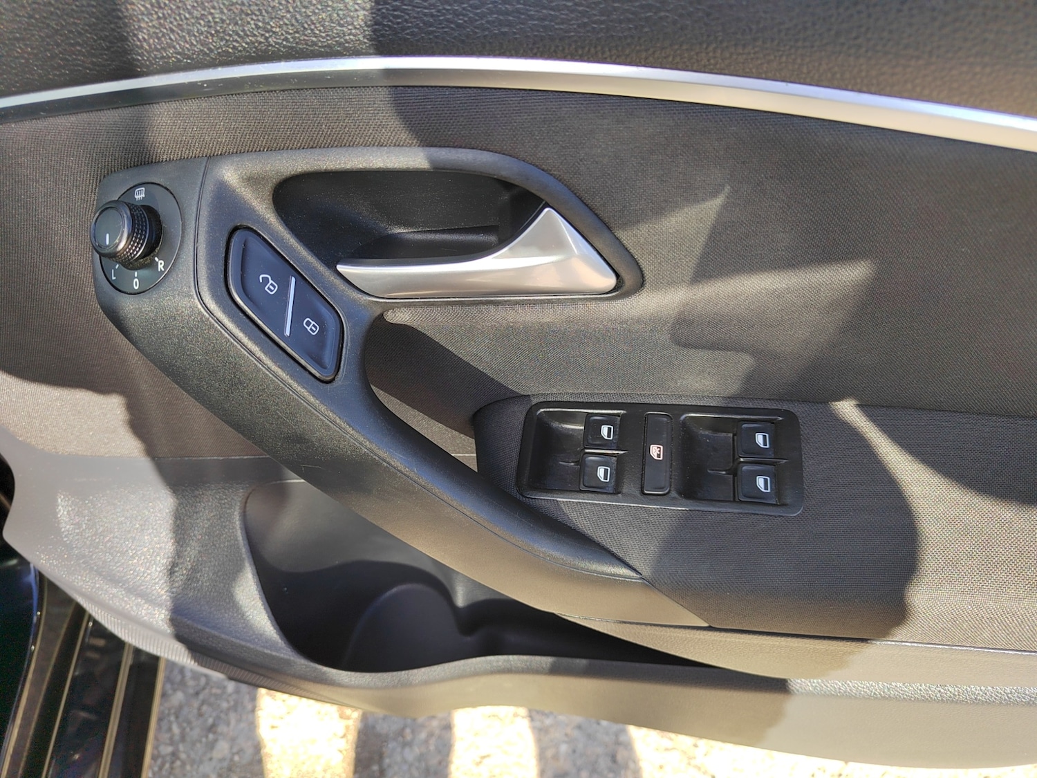 Used Volkswagen Polo 2015 for sale - 76182112: Photo 26