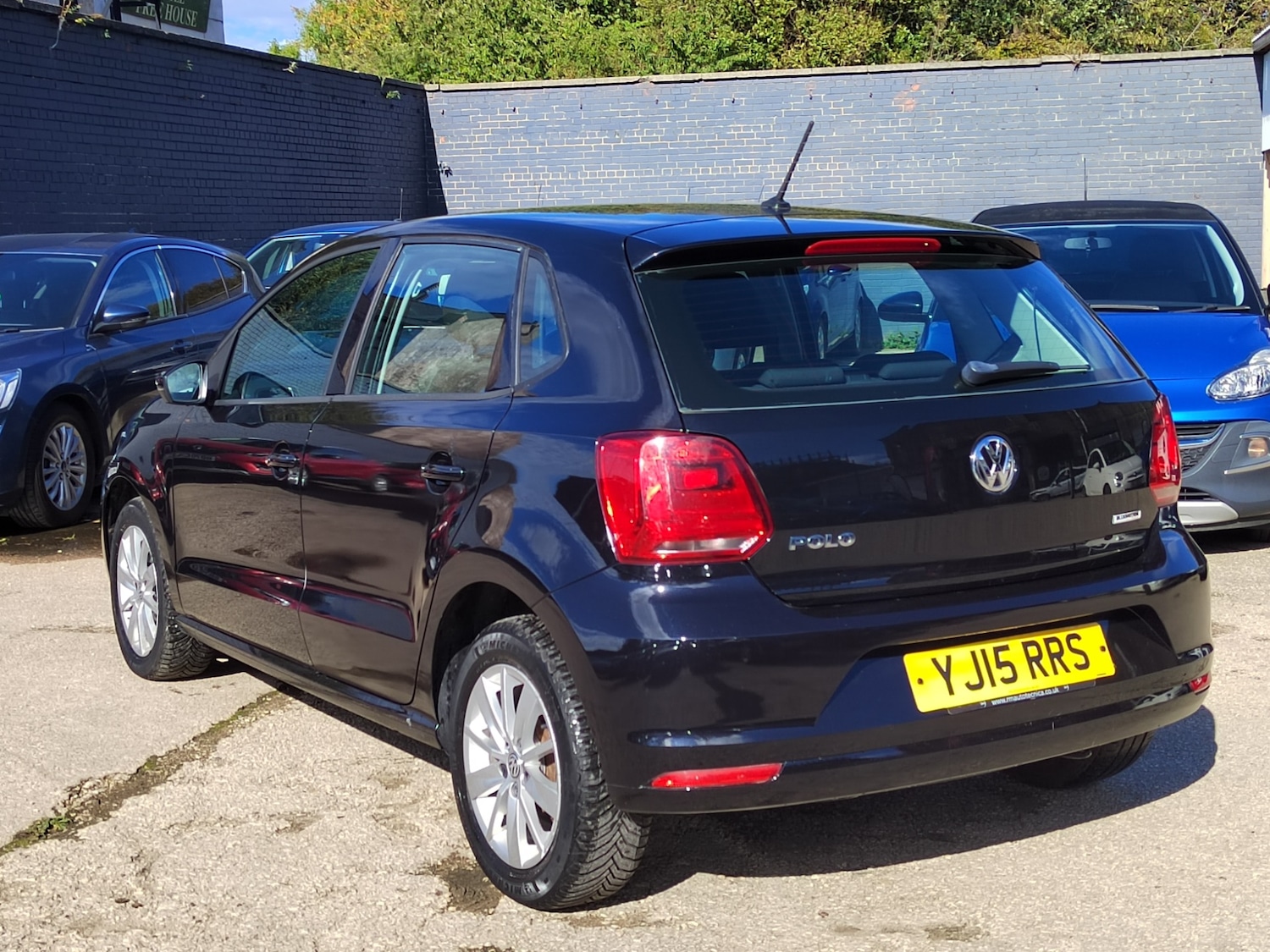 Used Volkswagen Polo 2015 for sale - 76182112: Photo 4