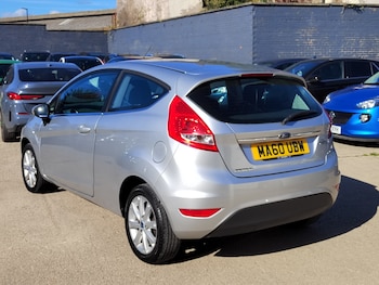 Used Ford Fiesta 2010 for sale - 76036024: Photo
