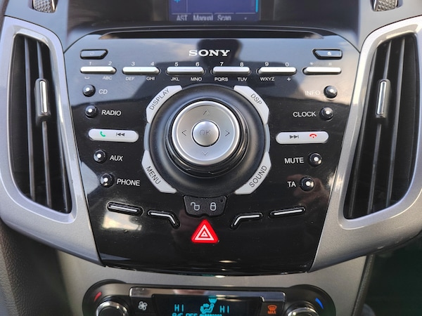 Used Ford Focus 2012 for sale - 73651652: Photo 16