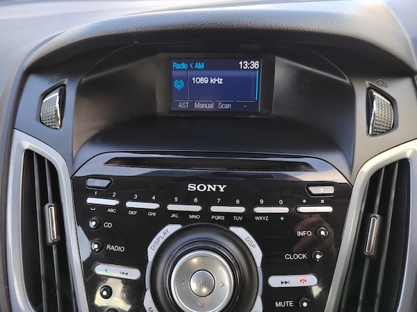 Used Ford Focus 2012 for sale - 73651652: Photo 17