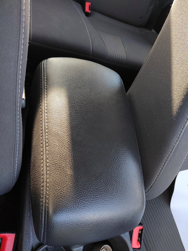 Used Ford Focus 2012 for sale - 73651652: Photo 23