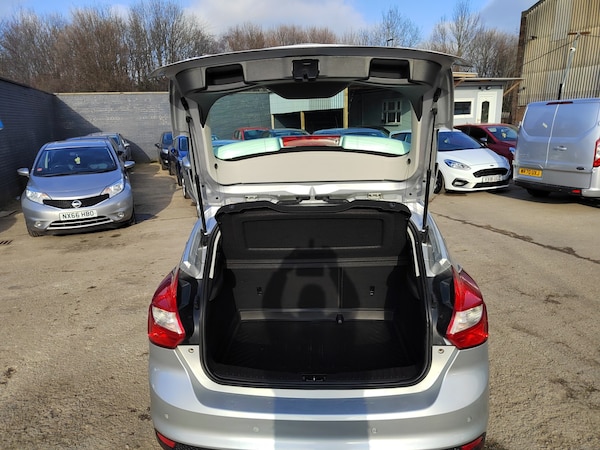 Used Ford Focus 2012 for sale - 73651652: Photo 25