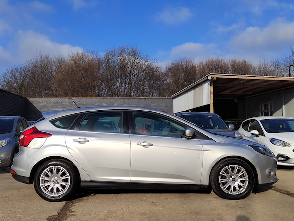 Used Ford Focus 2012 for sale - 73651652: Photo 5