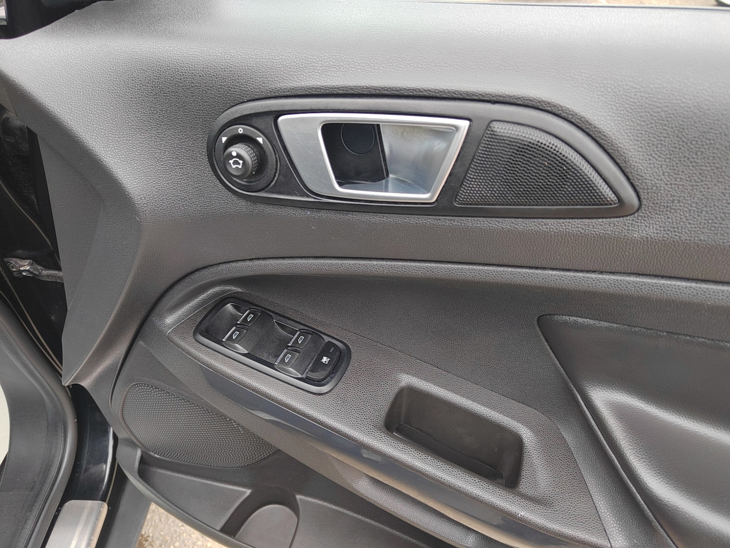 Used Ford Ecosport 2016 for sale - 78092838: Photo 24