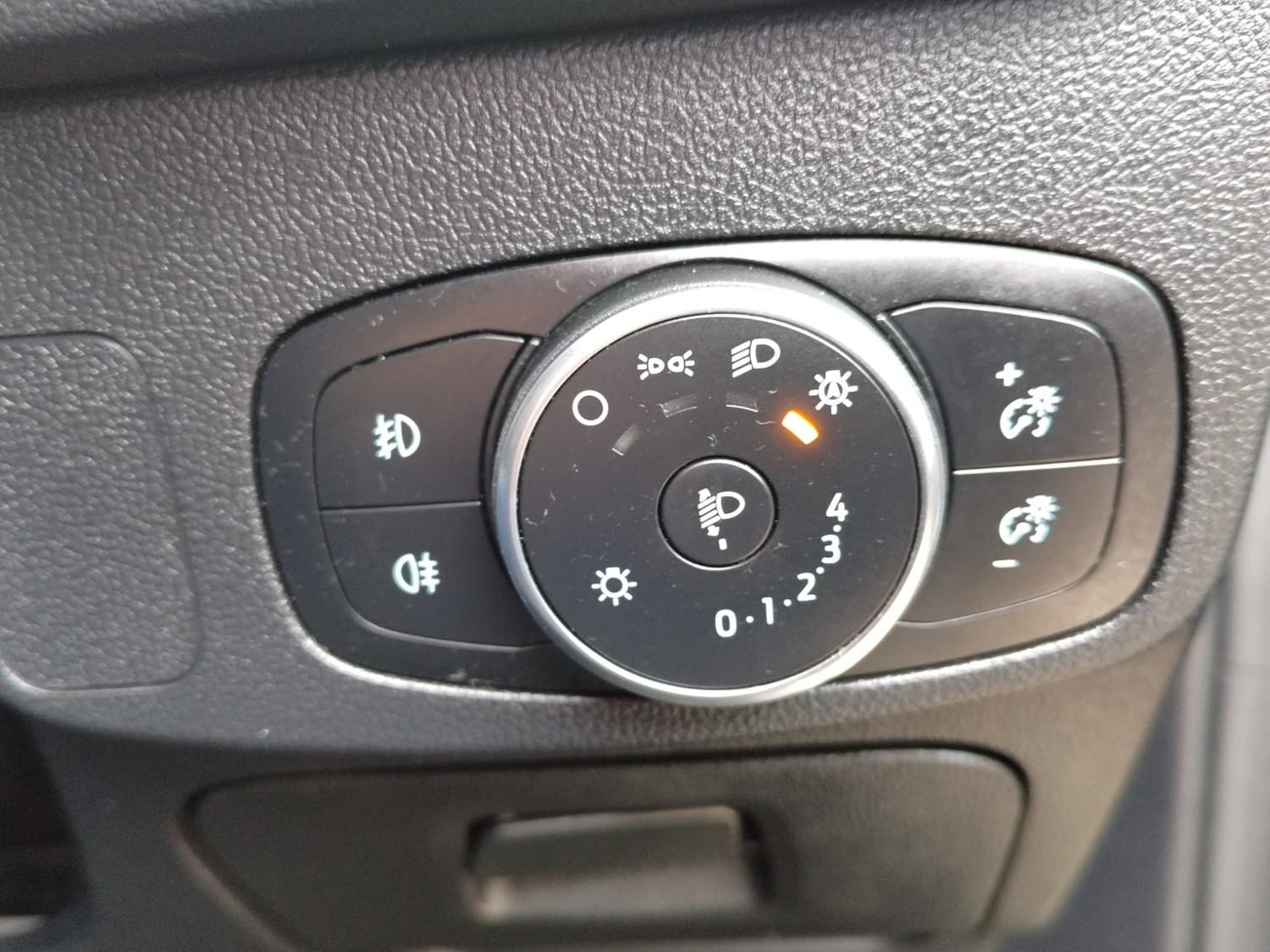 Used Ford Focus 2019 for sale - 76940471: Photo 24