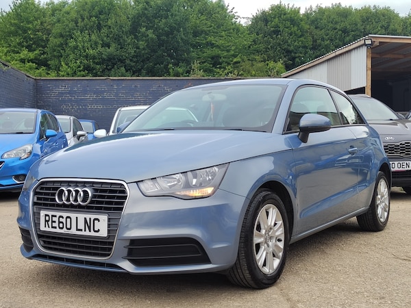 Used Audi A1 2010 for sale - 74941428: Photo 2