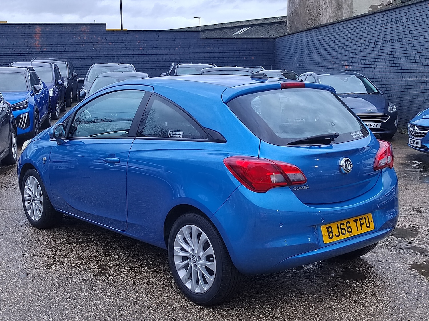 Used Vauxhall Corsa 2016 for sale - 77492919: Photo 3