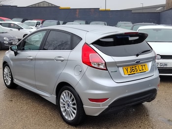 Used Ford Fiesta 2016 for sale - 77431657: Photo