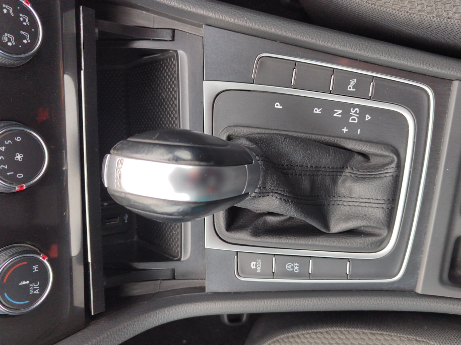 Used Volkswagen Golf 2018 for sale - 76894955: Photo 23