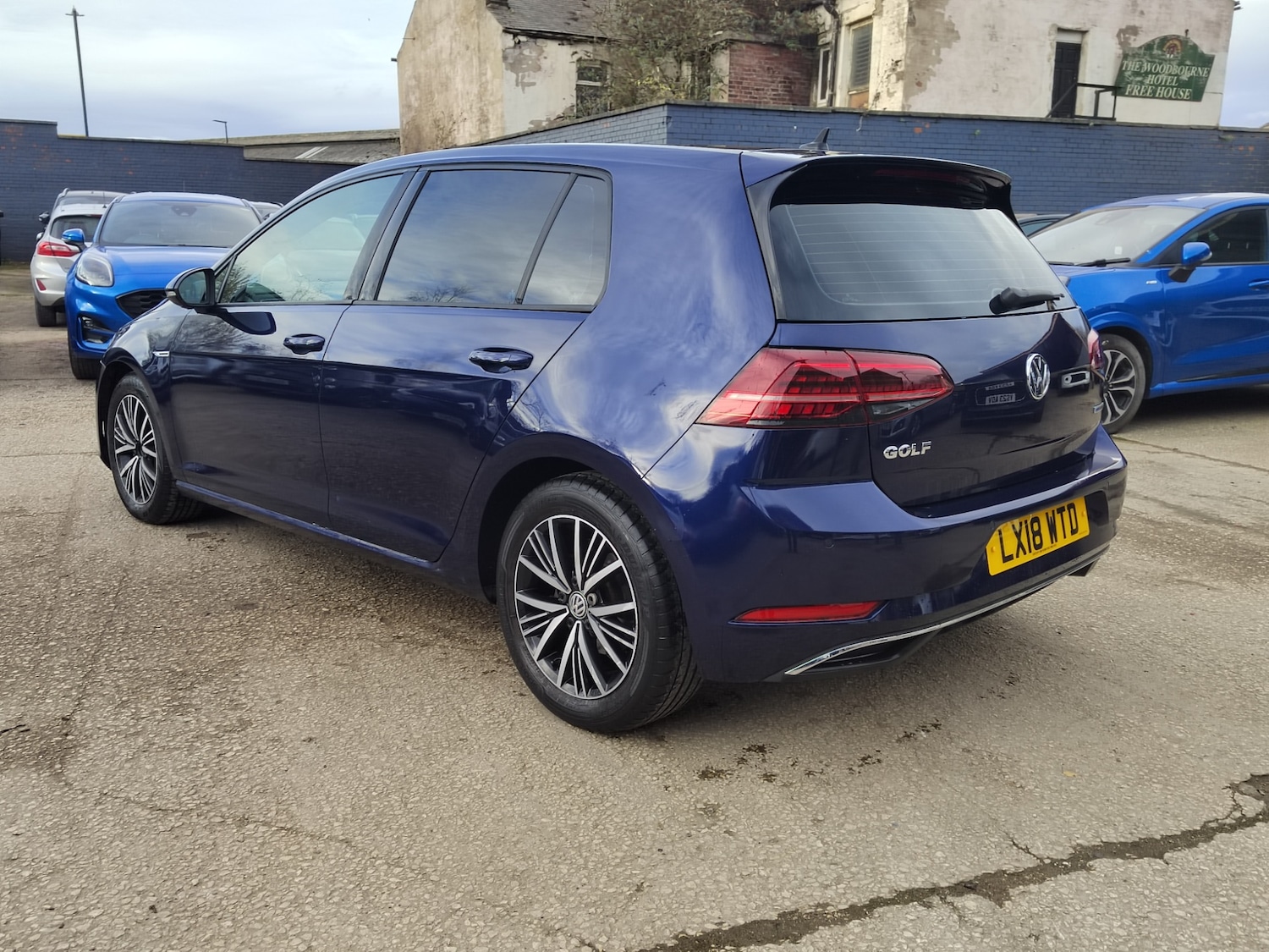 Used Volkswagen Golf 2018 for sale - 76894955: Photo 6
