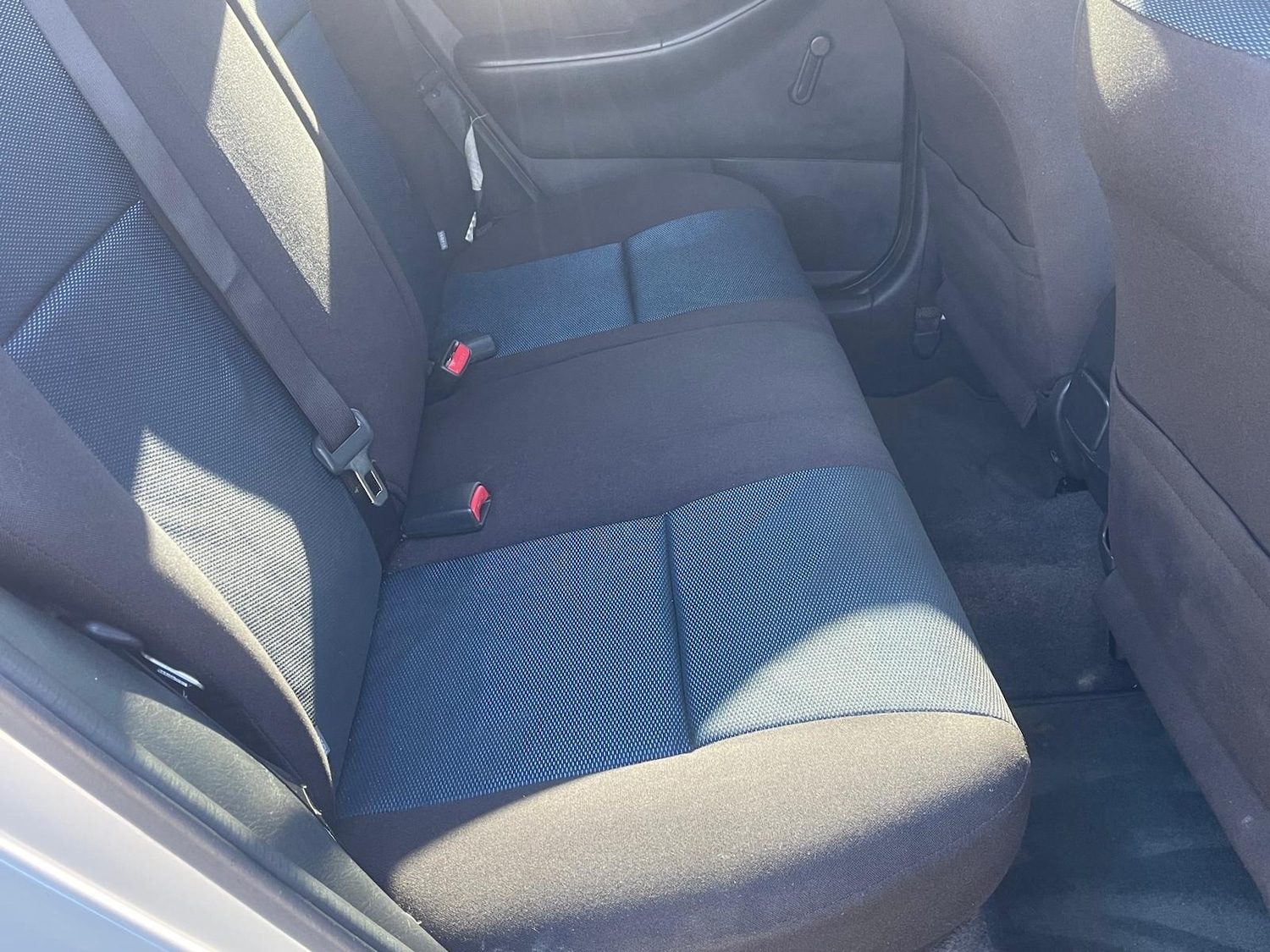 Used Toyota Corolla 2004 for sale - 77745899: Photo 11